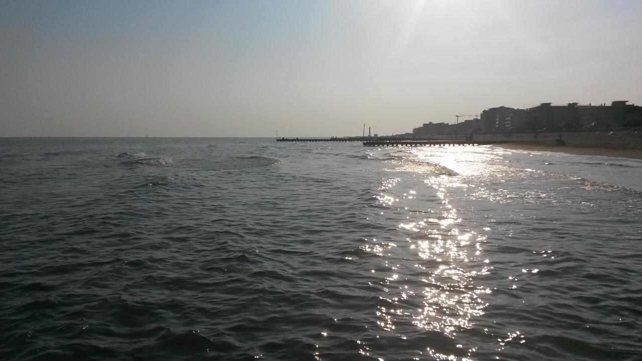 Hotel Taormina Lido di Jesolo Bagian luar foto